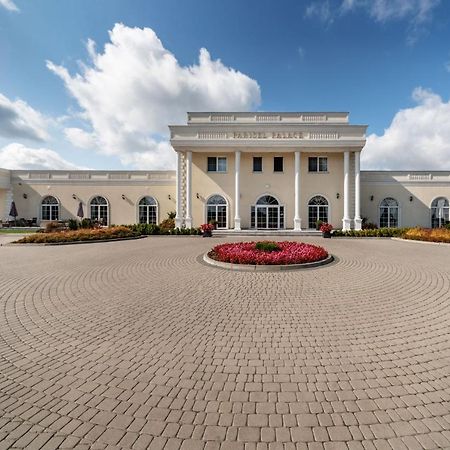 Parisel Palace Centrum Konferencyjno-Wypoczynkowe Klimki Pod Lukowem Buitenkant foto