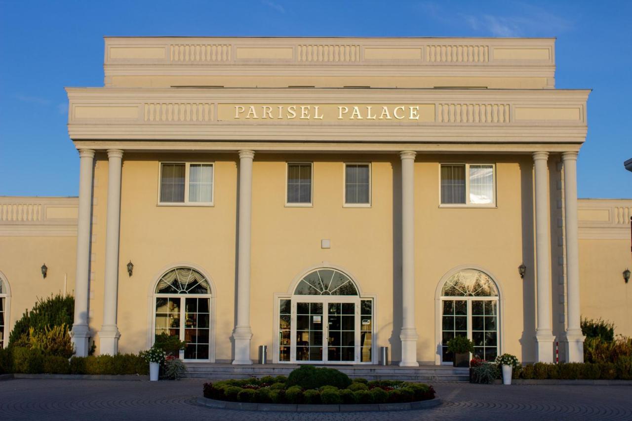 Parisel Palace Centrum Konferencyjno-Wypoczynkowe Klimki Pod Lukowem Buitenkant foto